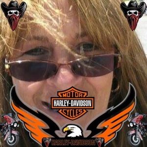 Meet your Posher, Josée